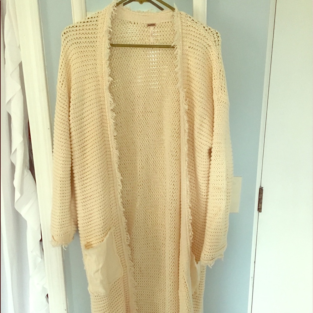 Free People long cardigan frayed with two pockets